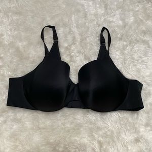 Lightly lined, underwire Cacique bra